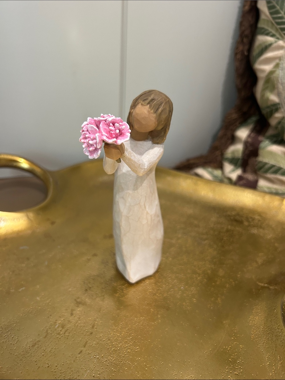 Willow Tree Figurine.   Thank You 🌸 Susan Lordi